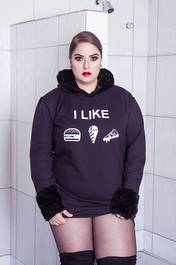 Moletom Feminino Plus Size OLRIK | Capuz Gola V | Manga Comprida Solto