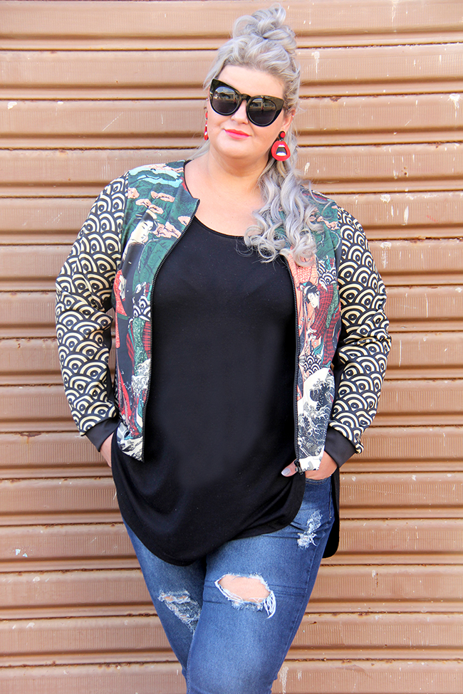 jaqueta oriental plus size Chica Bolacha 11_1 - look do dia plus size - moda plus size - street style plus size - grandes mulheres